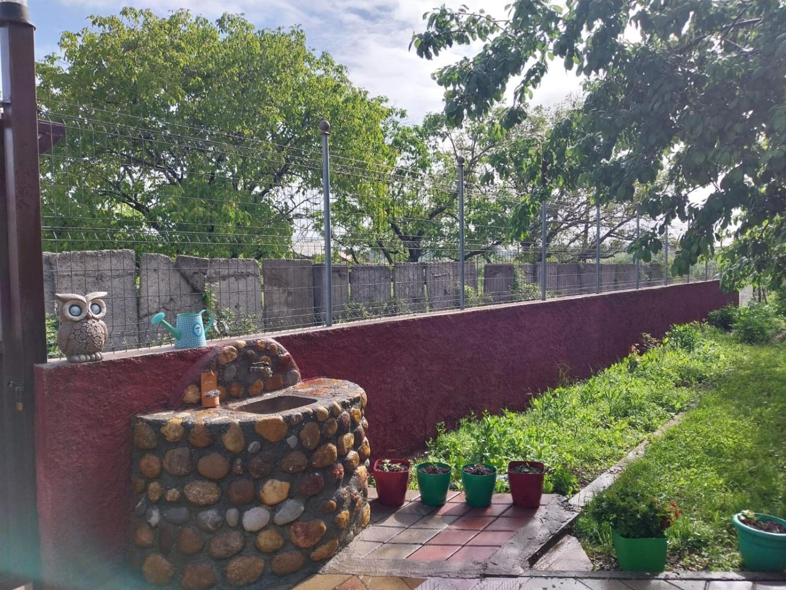 Riza Guest House Puke Exterior photo